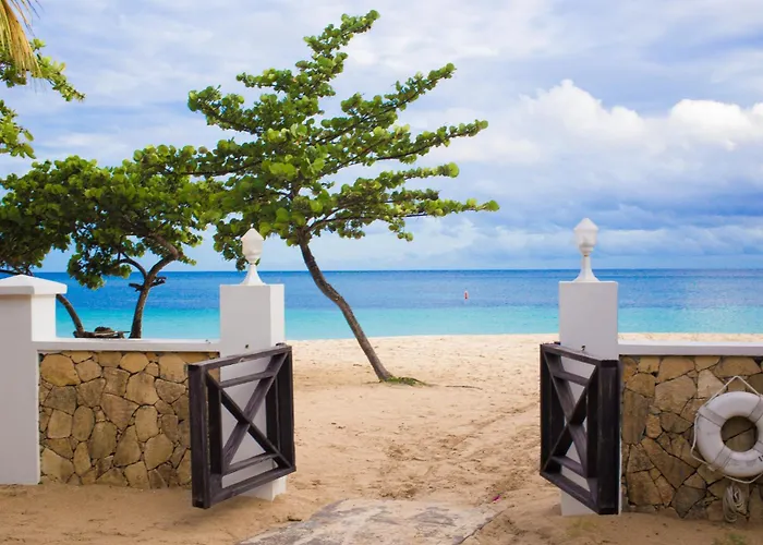 Coyaba Beach Resort
